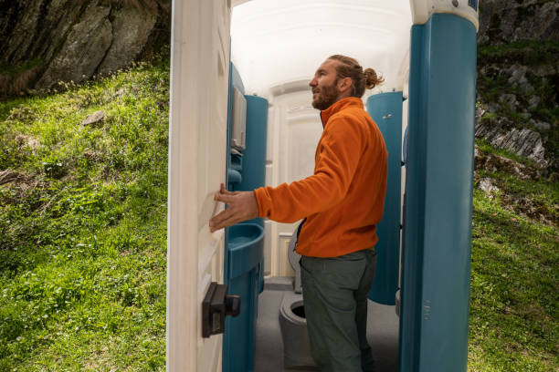 Best Best portable toilet rental  in Clawson, MI